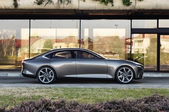 Pininfarina представила электроседан представительского класса