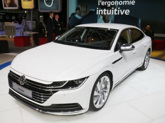 VOLKSWAGEN ПРОДЕМОНСТРИРОВАЛИ ЗАМЕНУ ДЛЯ СС