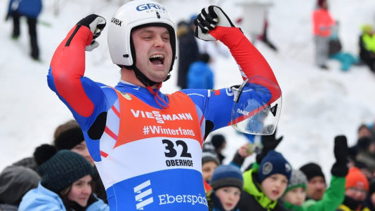 Семен Павличенко впервые в карьере выиграл Кубок мира по санному спорту
