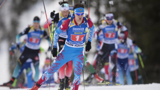 Российский биатлонист завоевал серебро ЧЕ в гонке преследования