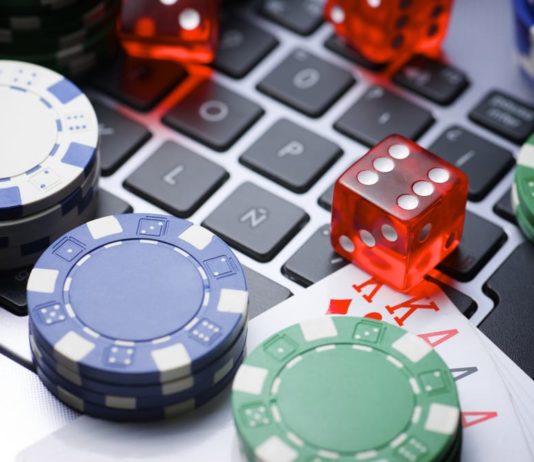 Онлайн казино: играть легко и просто