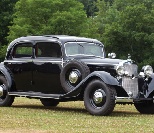 Реставрация ретро автомобиля Мерседес