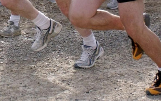 Спортдайджест: россияне опередили 120 тысяч бегунов и регби в Гималаях