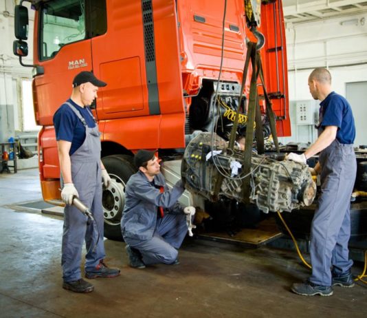 Ремонт грузовых автомобилей