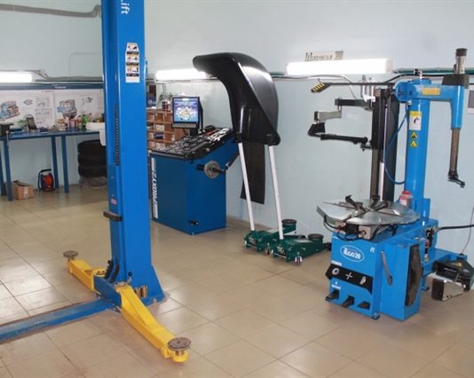 Оборудование для автосервиса и шиномонтажа: виды и назначение