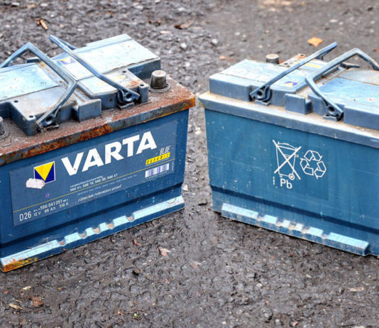 Как правильно сдать автомобильный аккумулятор?