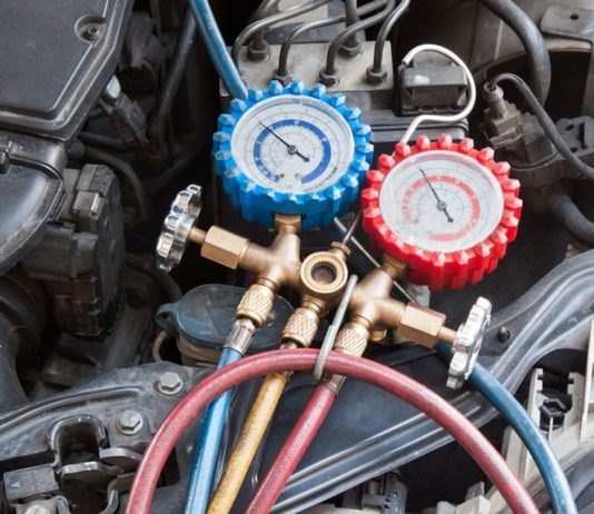 Этапы заправки кондиционера