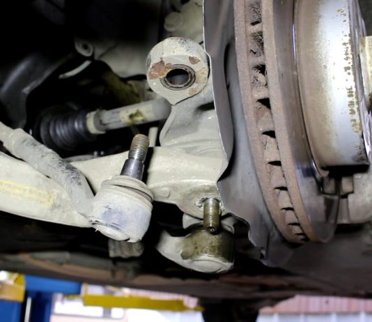 Замена привода BMW: почему стоит обратиться к опытным специалистам