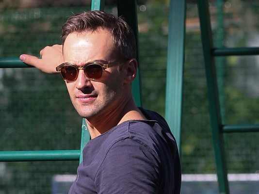 «Залил замок клеем»: Шепелева обвинили в вандализме