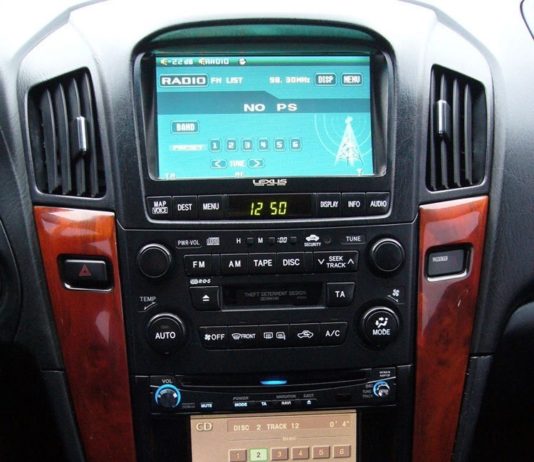 Зачем нужны Android-магнитолы лексус рх 300? В чем их преимущества?