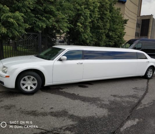 Преимущества аренды лимузинов