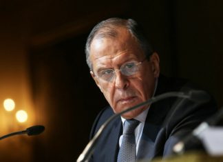 В «младших братьях» россияне быть не намерены