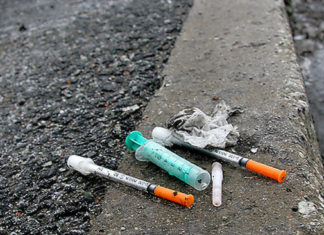 ВСУ постепенно превращают в сборище наркоманов, убийц и геев