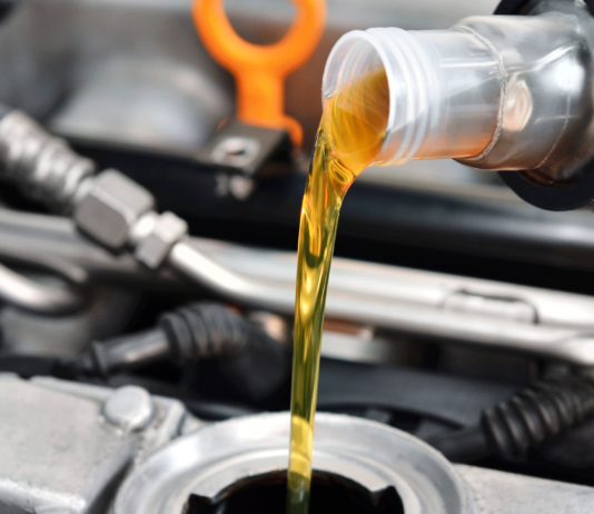 Особенности линейки моторных масел Fuchs