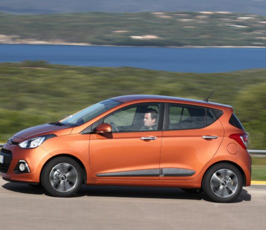 Обзор автомобиля Hyundai i10