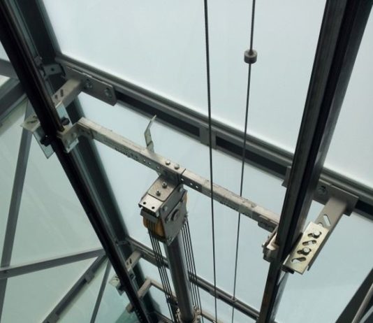 Монтаж пассажирских лифтов