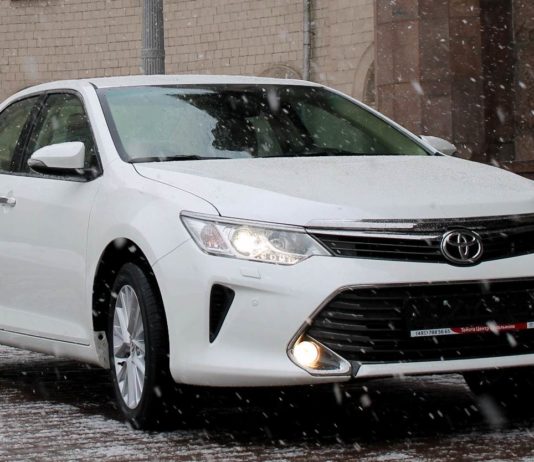 Когда необходимо брать авто в аренду с водителем?