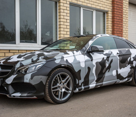 Зачем нужна виниловая пленка на автомобиль?