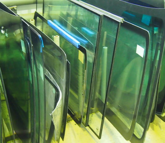 Замена лобового стекла на грузовые автомобили