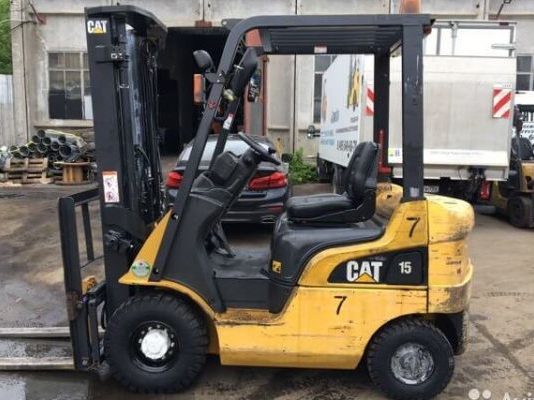 Выбираем вилочный погрузчик в аренду