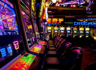 Бесплатное казино Вулкан Делюкс