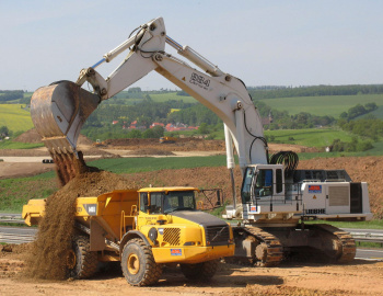 Экскаватор: арендуем правильно