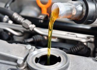 Замена масла в двигателе: 7 простых правил