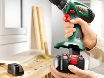 Шуруповерт: инструмент простой и понятный каждому