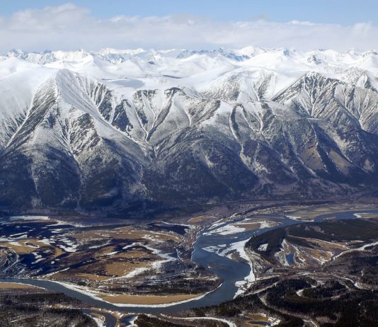 Как происходит доставка груза в Удокан?