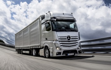 Особенности тягача Mercedes-Benz Actros 2021 года
