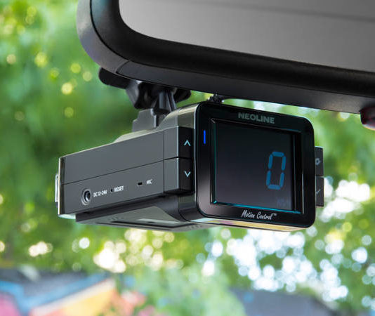 Рейтинг лучших видеорегистраторов с антирадаром