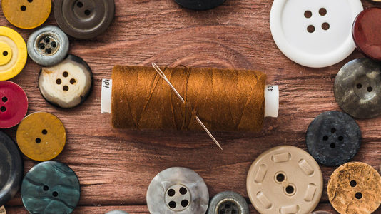 Популярные виды фурнитуры на одежду