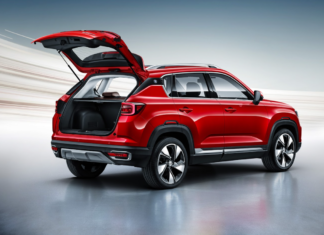 Сравнение CS35PLUS и Nissan Qashqai