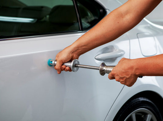 Удаление вмятин на кузове автомобиля без покраски