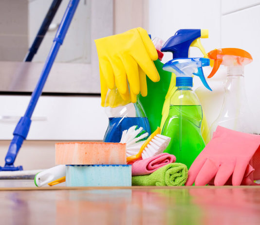 Как проводится уборка квартиры клининговой компанией?