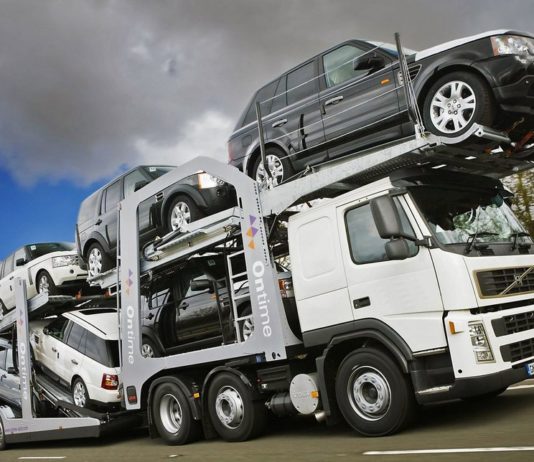 Как перевезти автомобиль: способы и правила