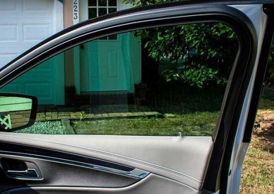 Технология тонировки стекол автомобиля