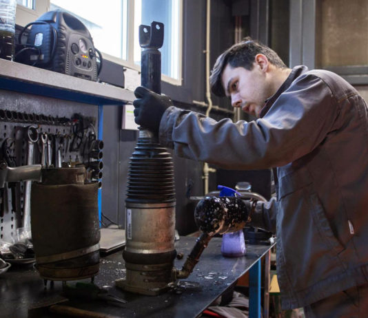 Преимущества ремонта пневмобаллонов