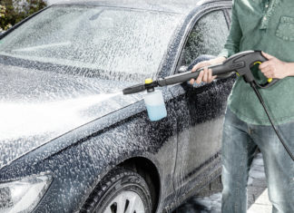 Какое оборудование выбрать для автомойки