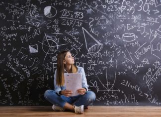 В чем преимущества изучения математики онлайн