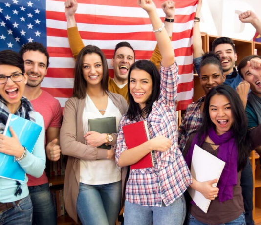 Work and Travel USA 2022 — работа в США для студентов от компании FLeaders и ее директора Игоря Щербаня