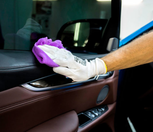 Зачем нужна химчистка салона авто?