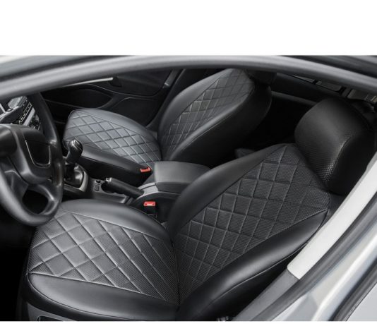 Какой материал лучше для автомобильных чехлов?