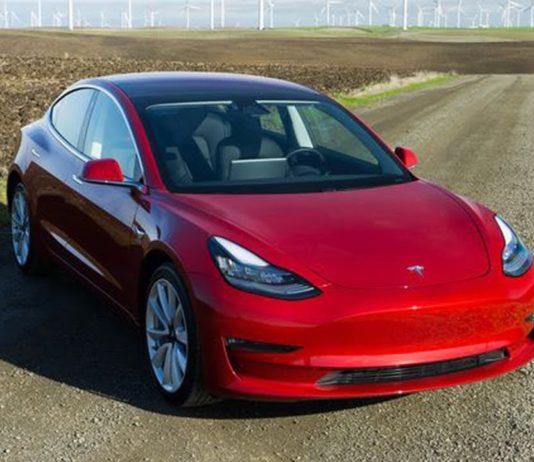 Обзор Tesla Model 3
