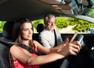 Преимущества посещения автошколы