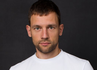 Как выбрать футболку в подарок мужчине?