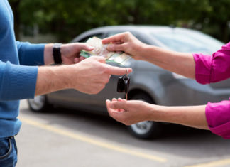 Как продать битый автомобиль быстро, выгодно, дорого