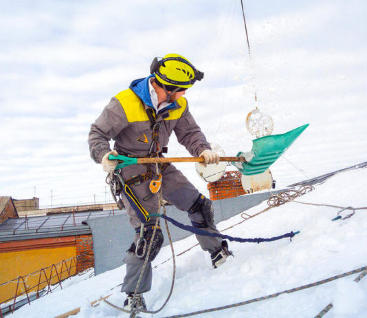 Услуги промышленных альпинистов в Москве от компании Альп-Трест: особенности и преимущества