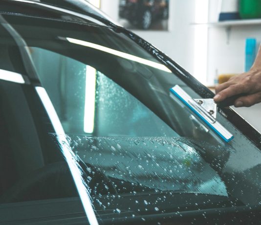 Автомобильные стекла — назначение, виды, опции