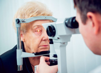 Как использование офтальмологического тонометра может помочь в диагностике катаракты